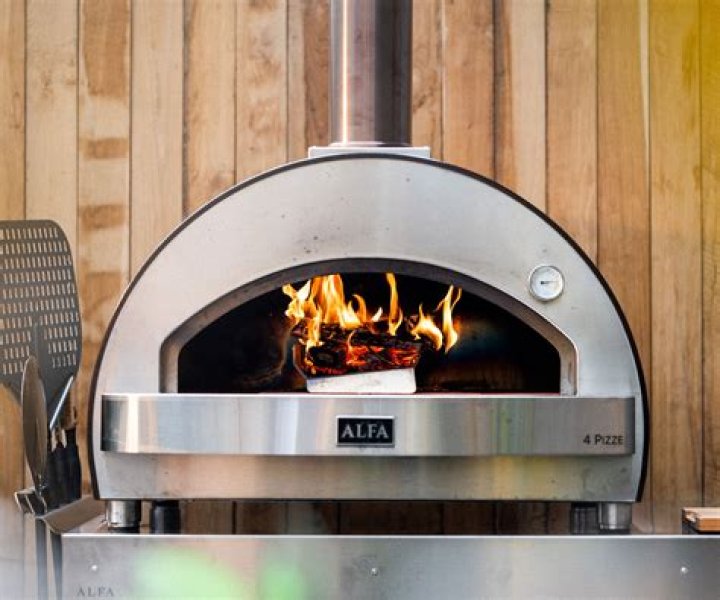 Can you use a pizza oven as a smoker