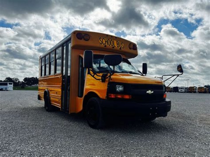 Does Chevy make school buses