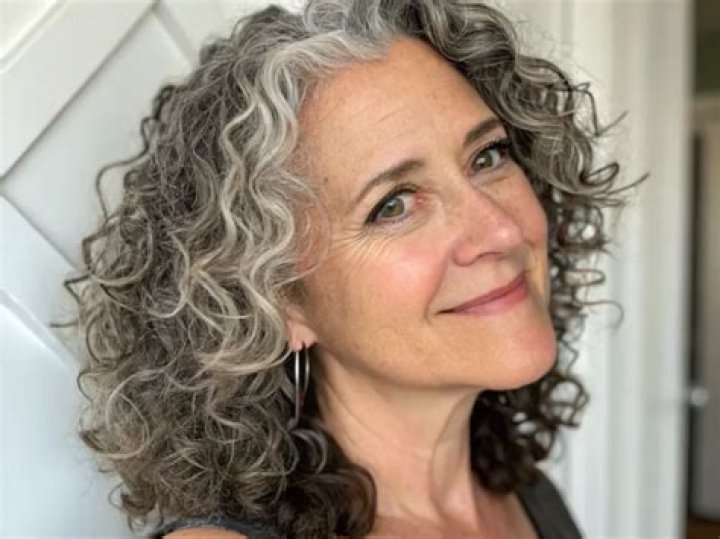 Is it safe to perm gray hair